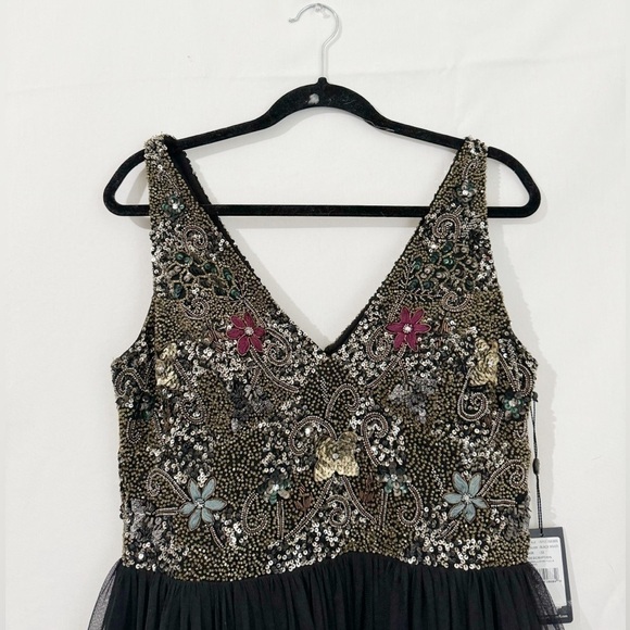 Adrianna Papell Short Sleeveless Cocktail Party Dress Size 12 - Picture 4 of 10